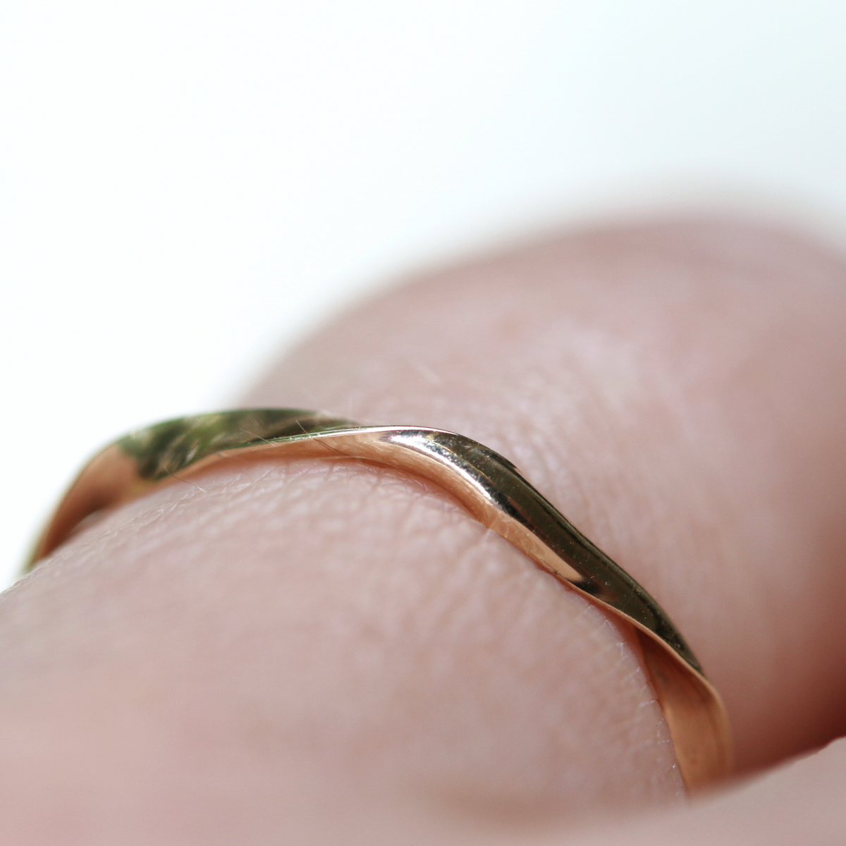 RIBBON RING