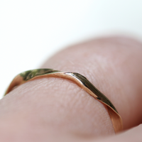 RIBBON RING