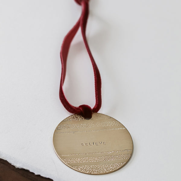 DIAMOND DUSTED VINTAGE STRIPE HEIRLOOM ORNAMENT