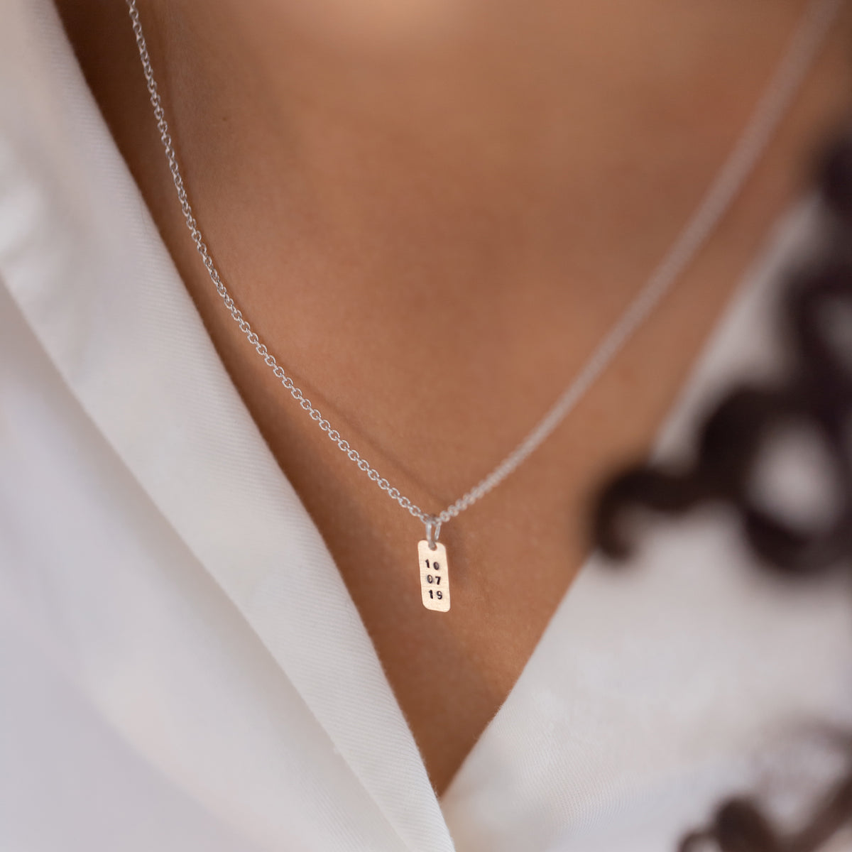 ITTY-BITTY TAG NECKLACE