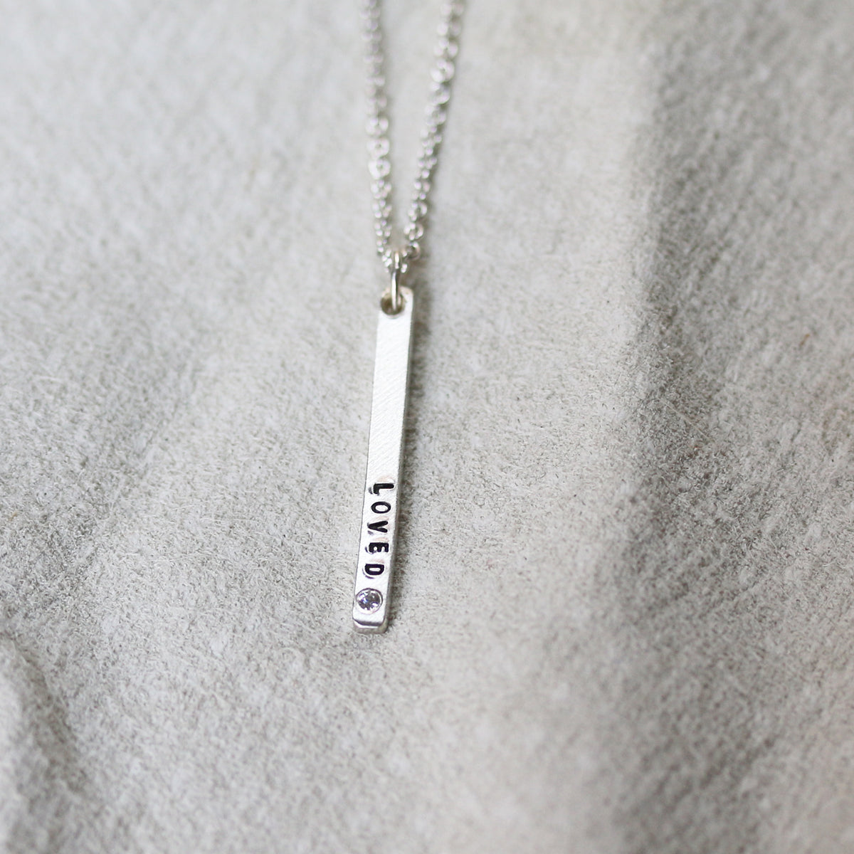 MINI BAR NECKLACE