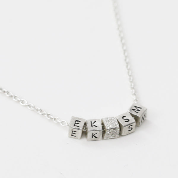 ELEMENT NECKLACE