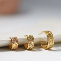 GRAND HUGGIE HOOPS | DIAMOND DUSTED