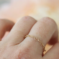 CONNECTED HEART CHAIN RING