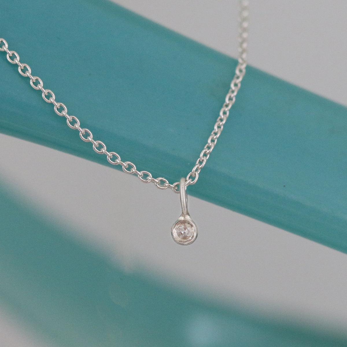 DIAMOND ROSE-CUT NECKLACE