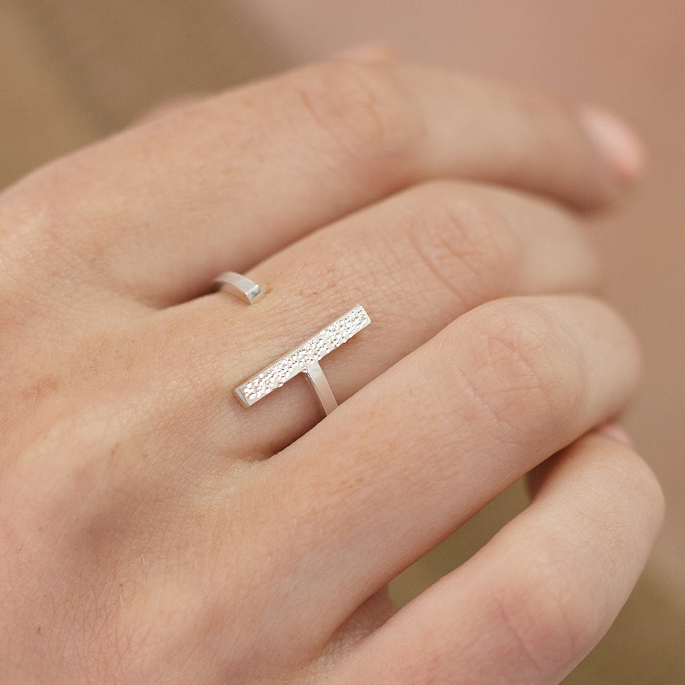 single adjustable ring in sterling silver